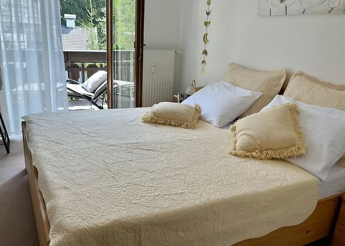 Enzian 6 Апартаменти Бад-Кляйнкірхгайм